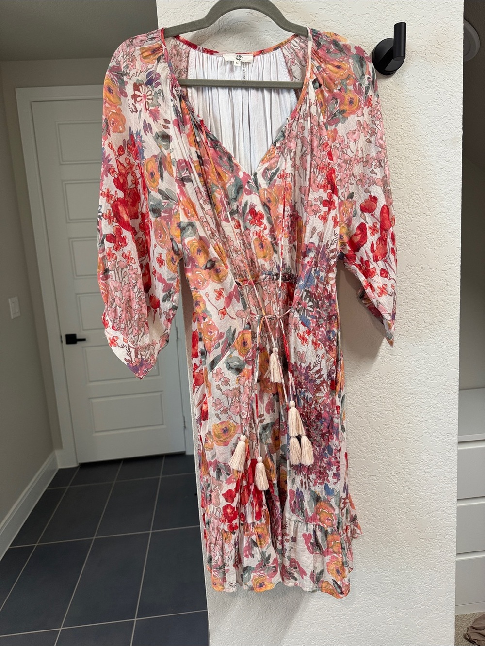 entro Floral Tie-Waist Mini Dress